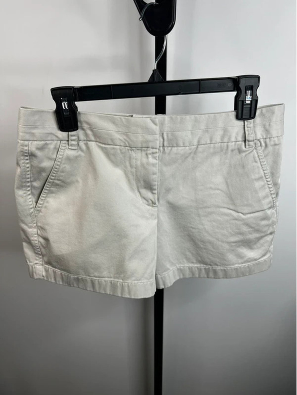 J Crew Women’s Chino size 4 Beige Shorts